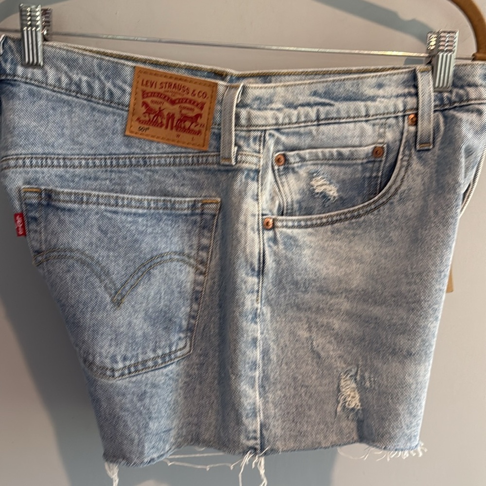 Levi’s Jean Shorts NWT - Picture 4 of 17